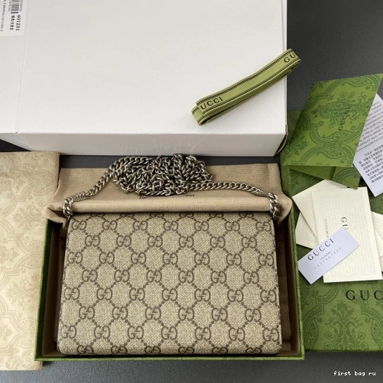 First bag ru mini Gucci leather Dionysus chain bag 0710